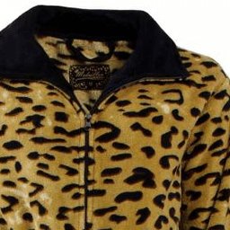 Dames badjas met tijgerprint patroon, zwarte kraag en rits. Gemaakt van fleece materiaal.