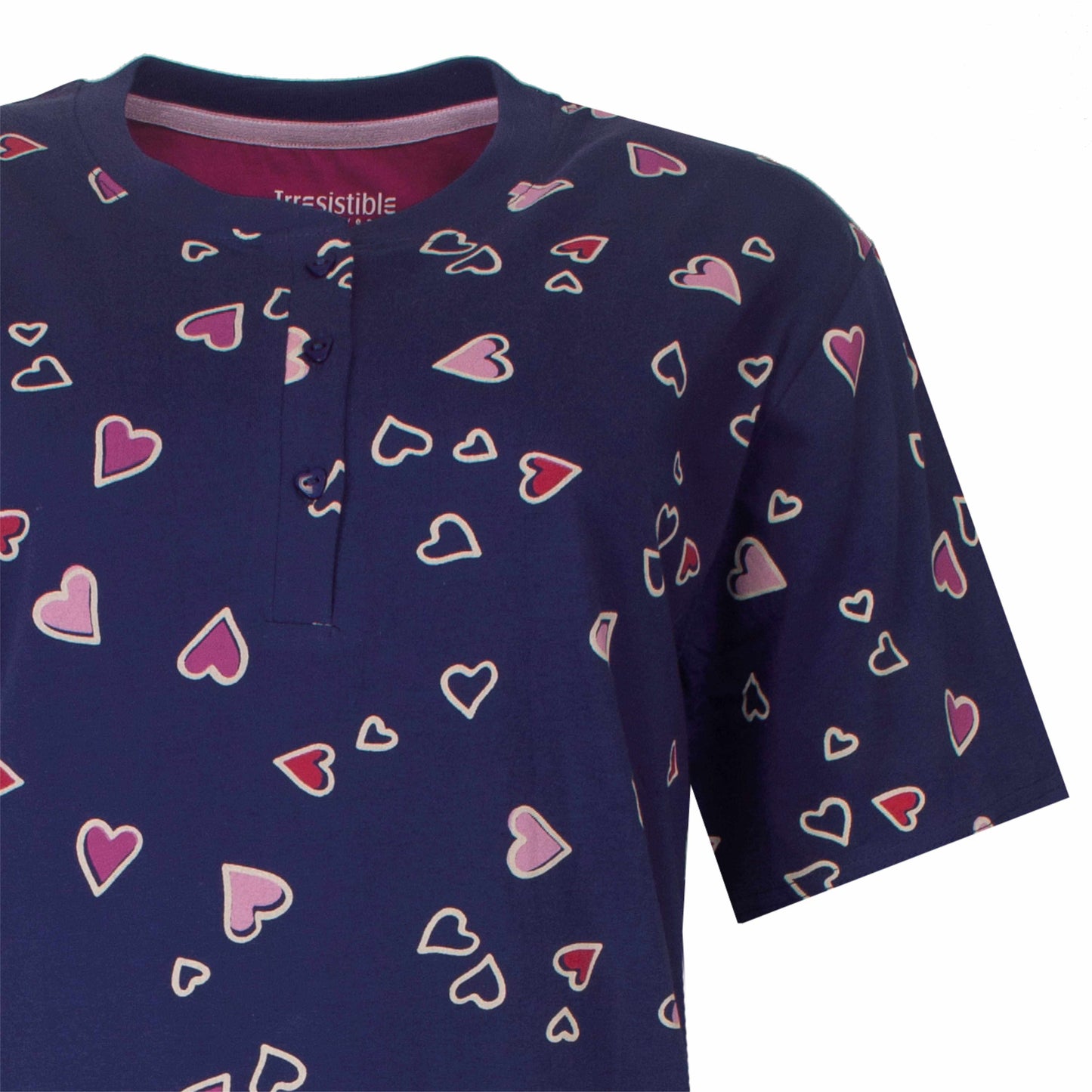 Blauw dames nachthemd met roze en rode hartjesprint, korte mouwen en knoopsluiting aan de hals