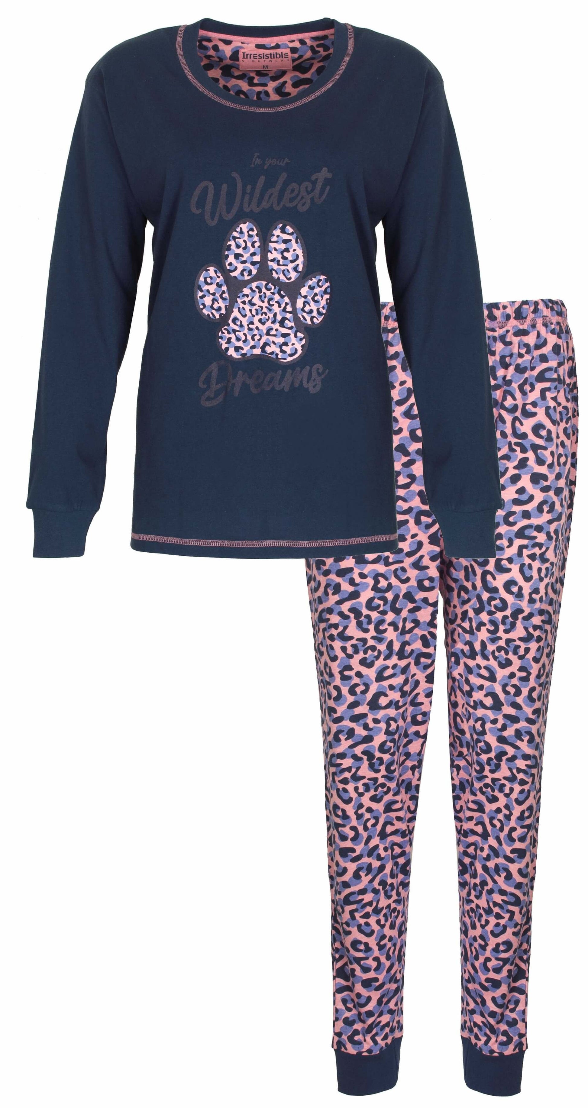 Donkerblauwe pyjama met lange mouwen en luipaardprint broek. Shirt met 'Wildest Dreams' en pootafdruk opdruk.