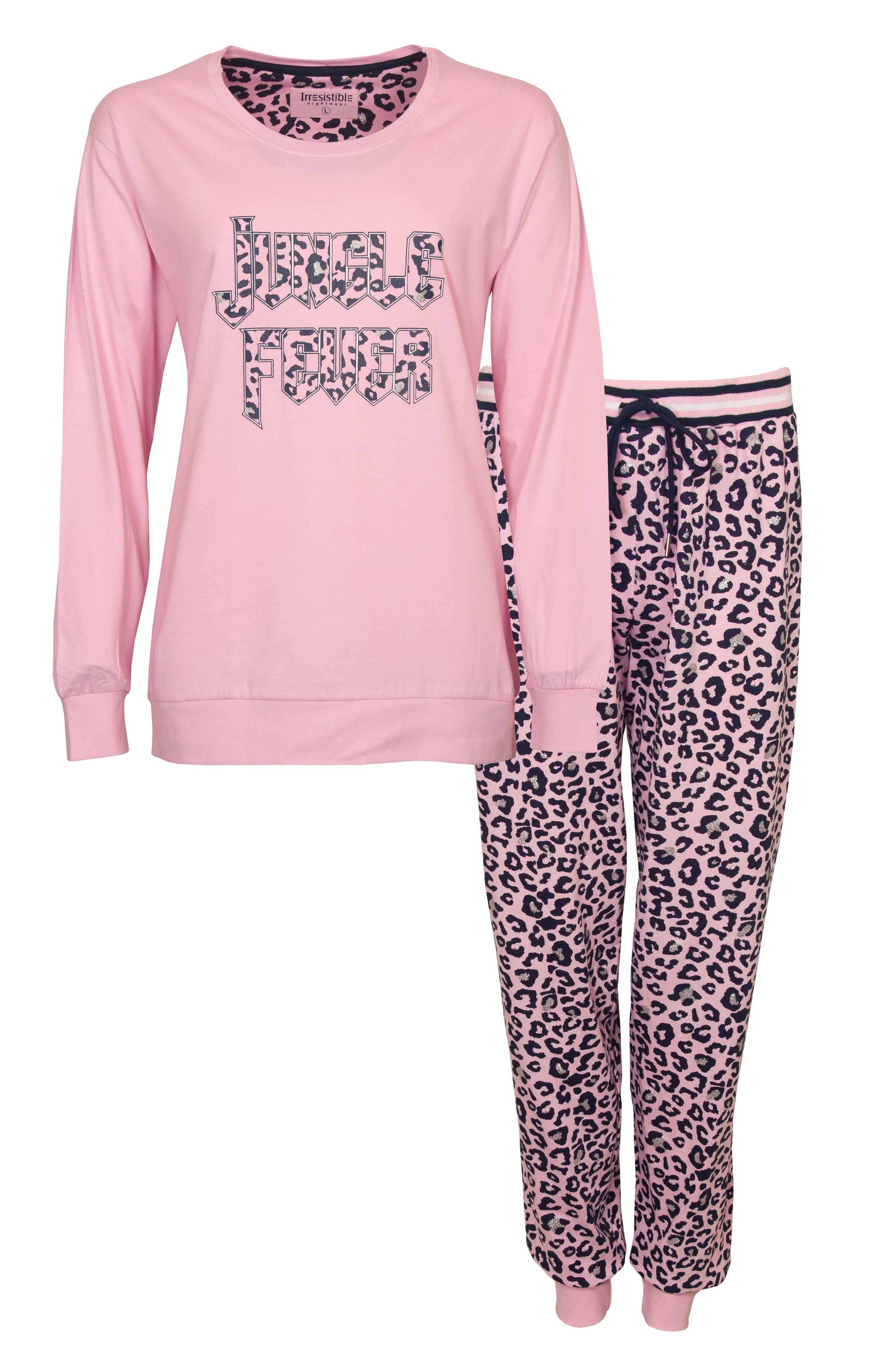 Roze dames pyjama met lange mouwen en 'Jungle Fever' print. Broek met roze panterprint en elastische tailleband.