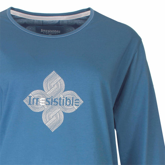Oceaanblauw dames pyjama t-shirt met lange mouwen en wit Irresistible logo in bloemvorm op de borst
