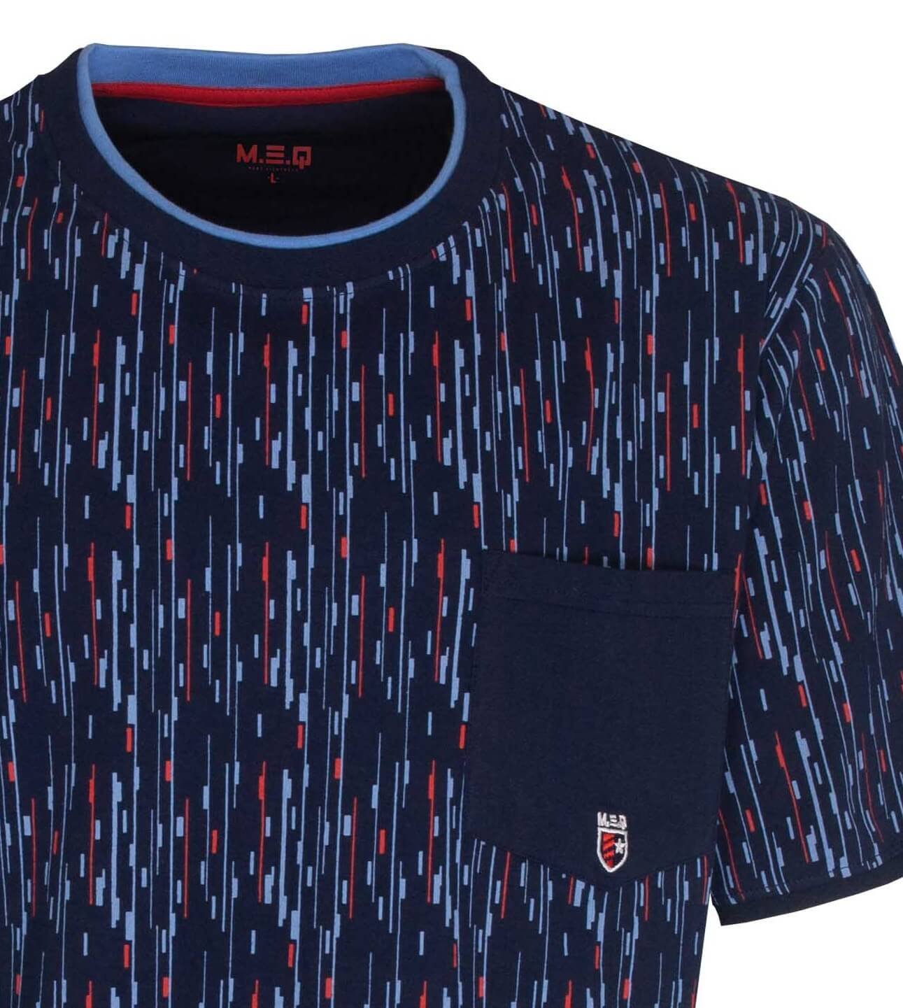 Blauw heren shortama met geprint design, ronde hals, korte mouwen en opgestikt borstzakje met geborduurd logo.