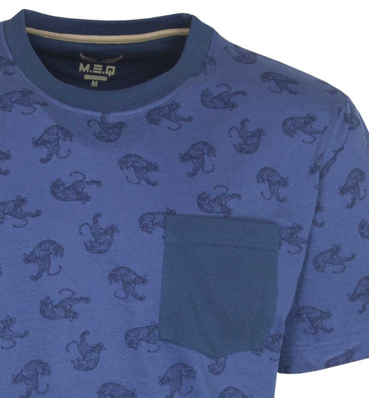 Blauwe heren T-shirt met all-over tijgerprint en effen borstzakje, onderdeel van een shortama set