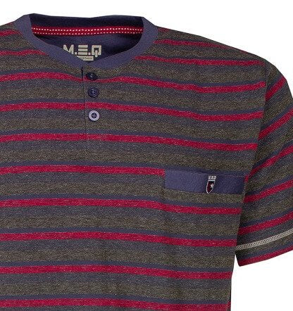 Gestreept heren t-shirt met korte mouwen, donkerblauw met rode strepen en een borstzakje met logo.