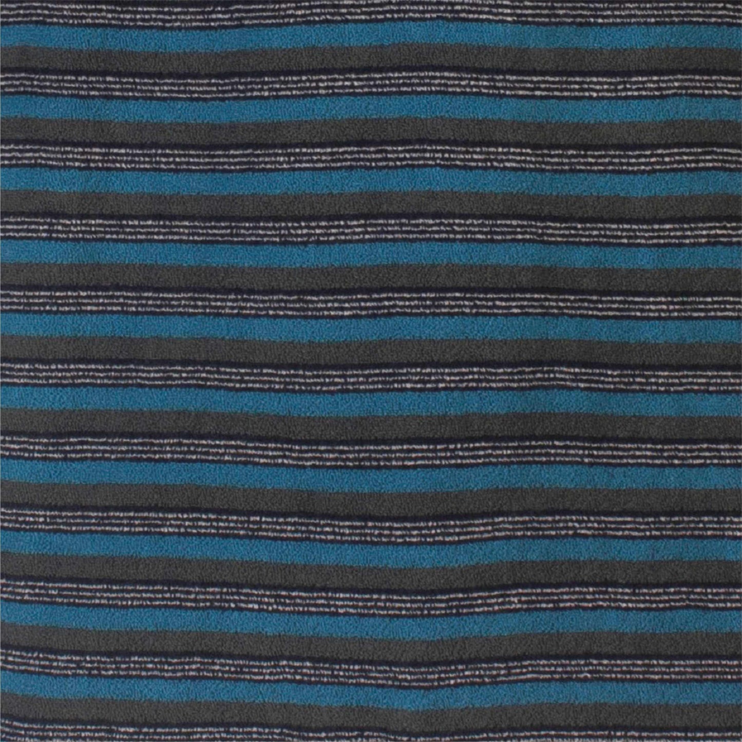 Gestreept patroon van grijze en blauwe banen in badstof textuur, geschikt voor een pyjama