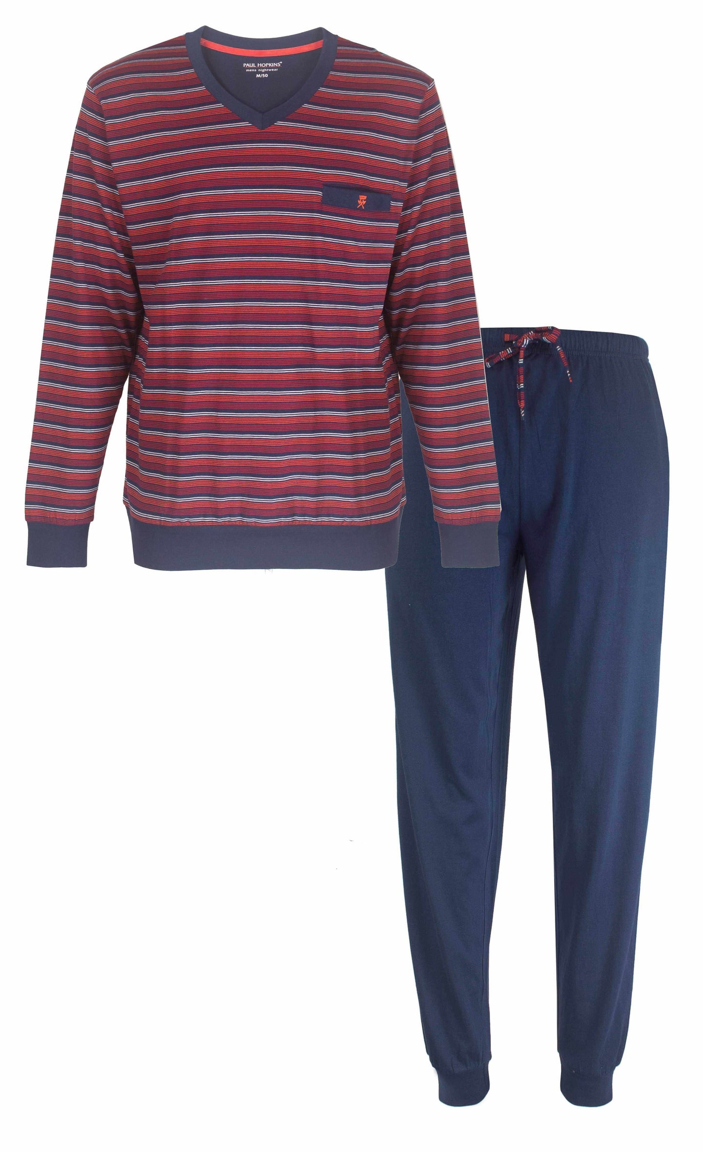 Gestreepte pyjama set met rood-blauw shirt en donkerblauwe broek, gemaakt van katoen