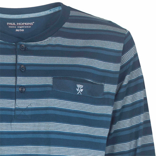 Jeans blauwe gestreepte pyjama top van Paul Hopkins met knoopsluiting en borstzakje met logo