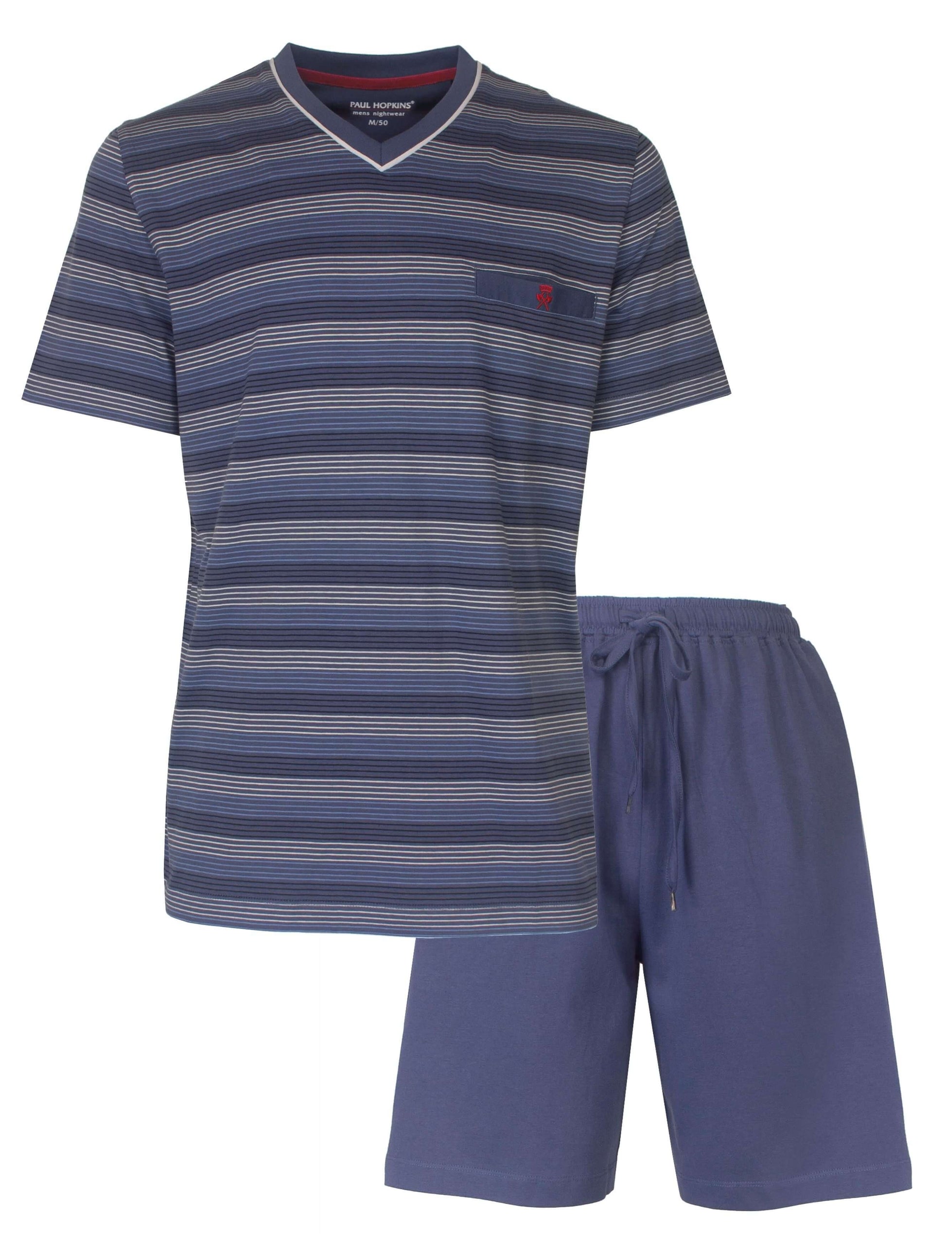 Blauwe gestreepte heren pyjama set met V-hals T-shirt en effen korte broek van Paul Hopkins
