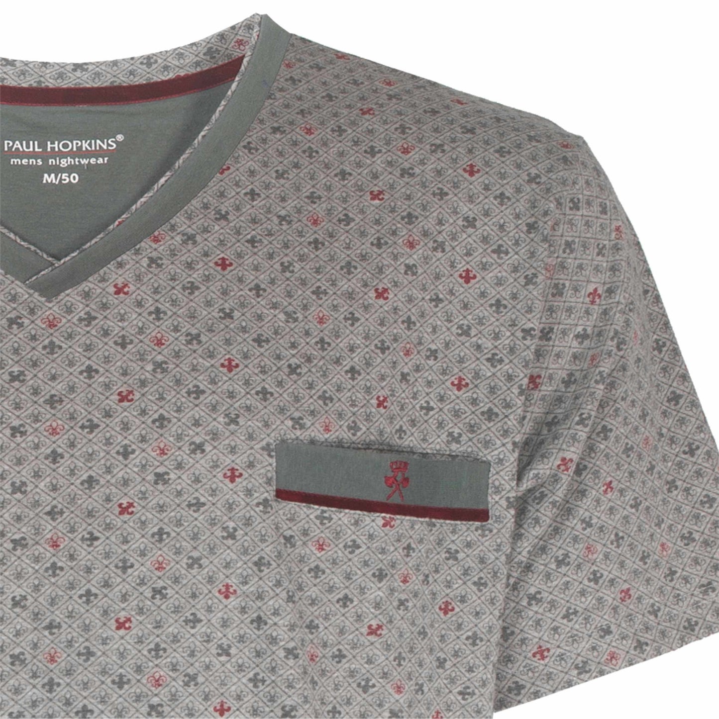 Grijze Paul Hopkins pyjama top met V-hals en geruit patroon in grijs en rood, merk en maat zichtbaar