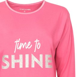 Roze bigshirt met 'Time to Shine' in witte glitter letters op de voende letters, ronde hals en lange mouwen.