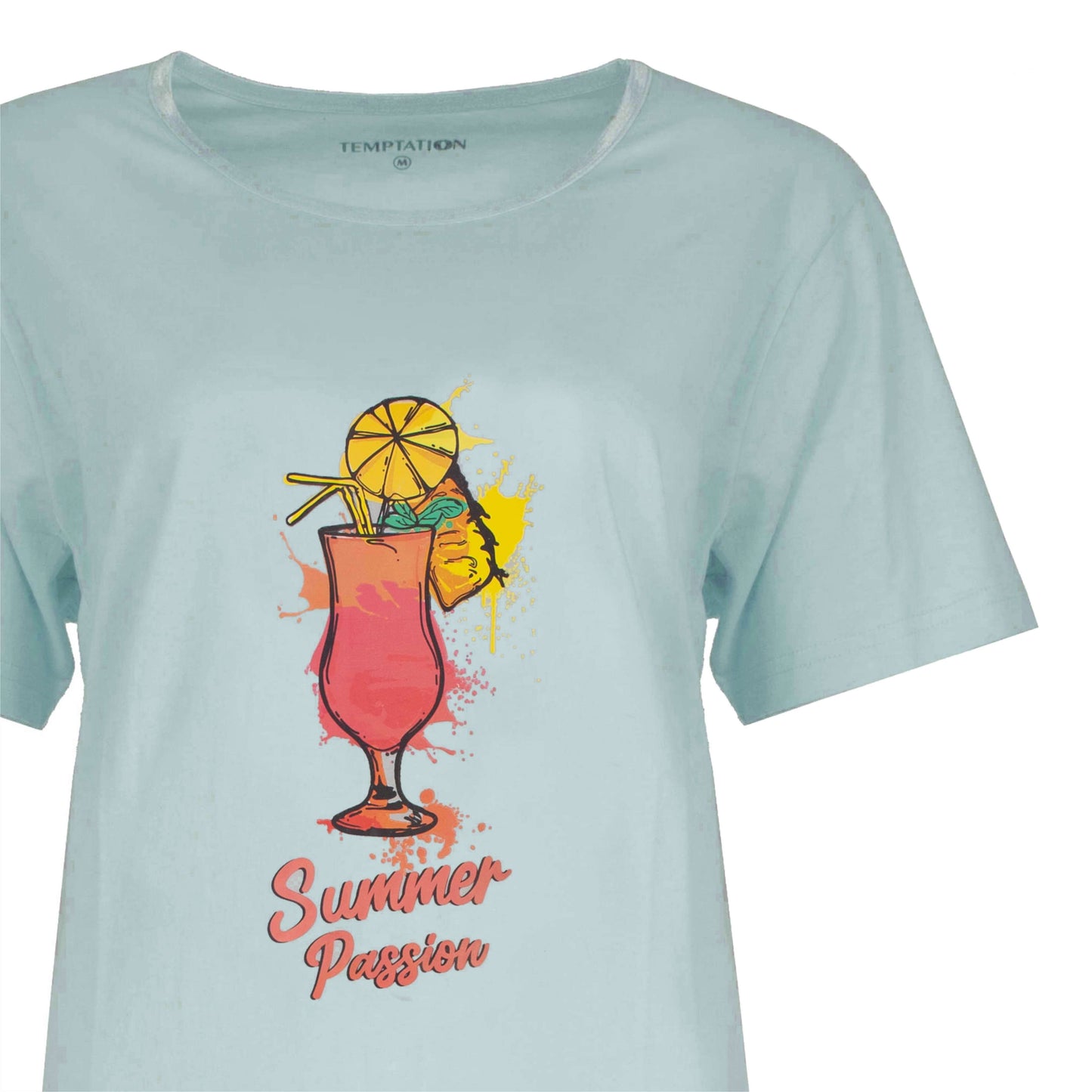 Lichtblauw nachthemd met korte mouwen en een zomerse cocktailprint met de tekst 'Summer Passion'