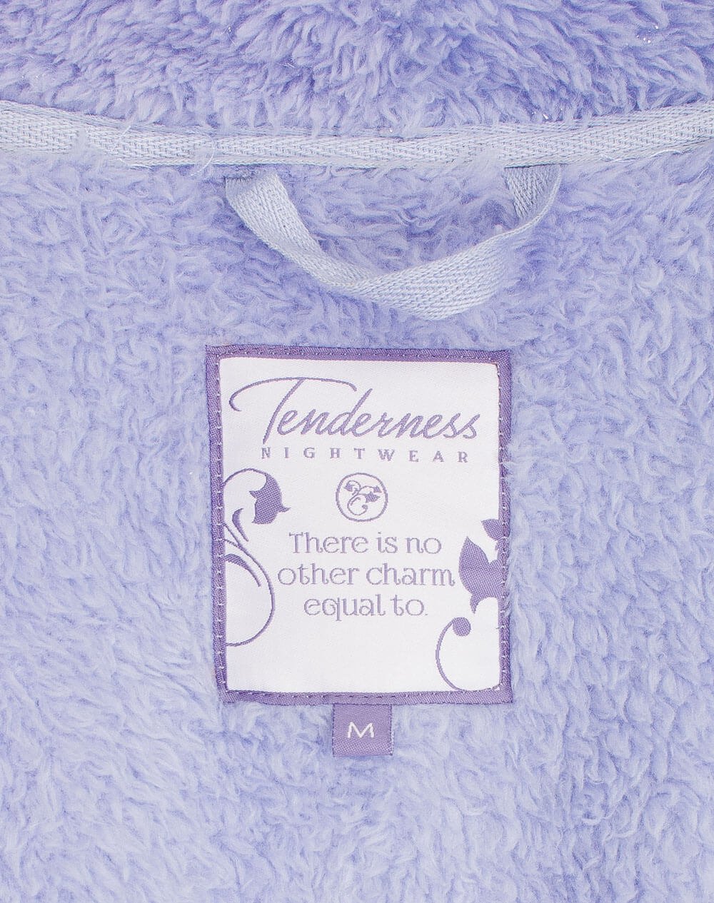 Lichtblauwe fleece badjas met sjaalkraag, ceintuur en Tenderness label, gemaakt van zacht coral fleece materiaal