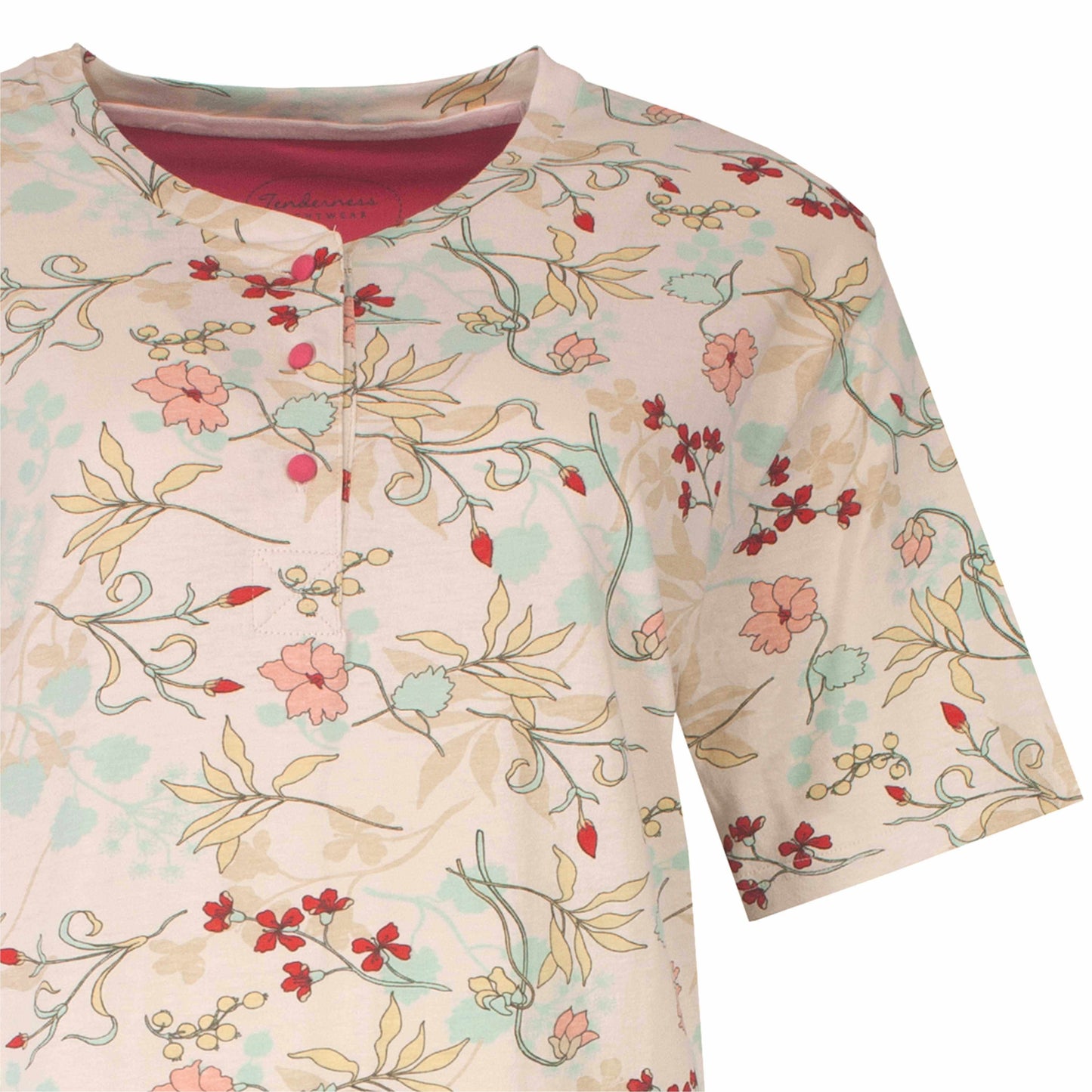Beige nachthemd met korte mouwen, versierd met een delicate bloemenprint in pastelkleuren en rode accenten.