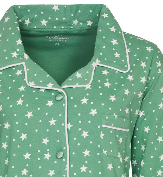 Groen nachthemd met witte sterren en stippen, doorknoop-stijl, met kraag en borstzakje van Tenderness