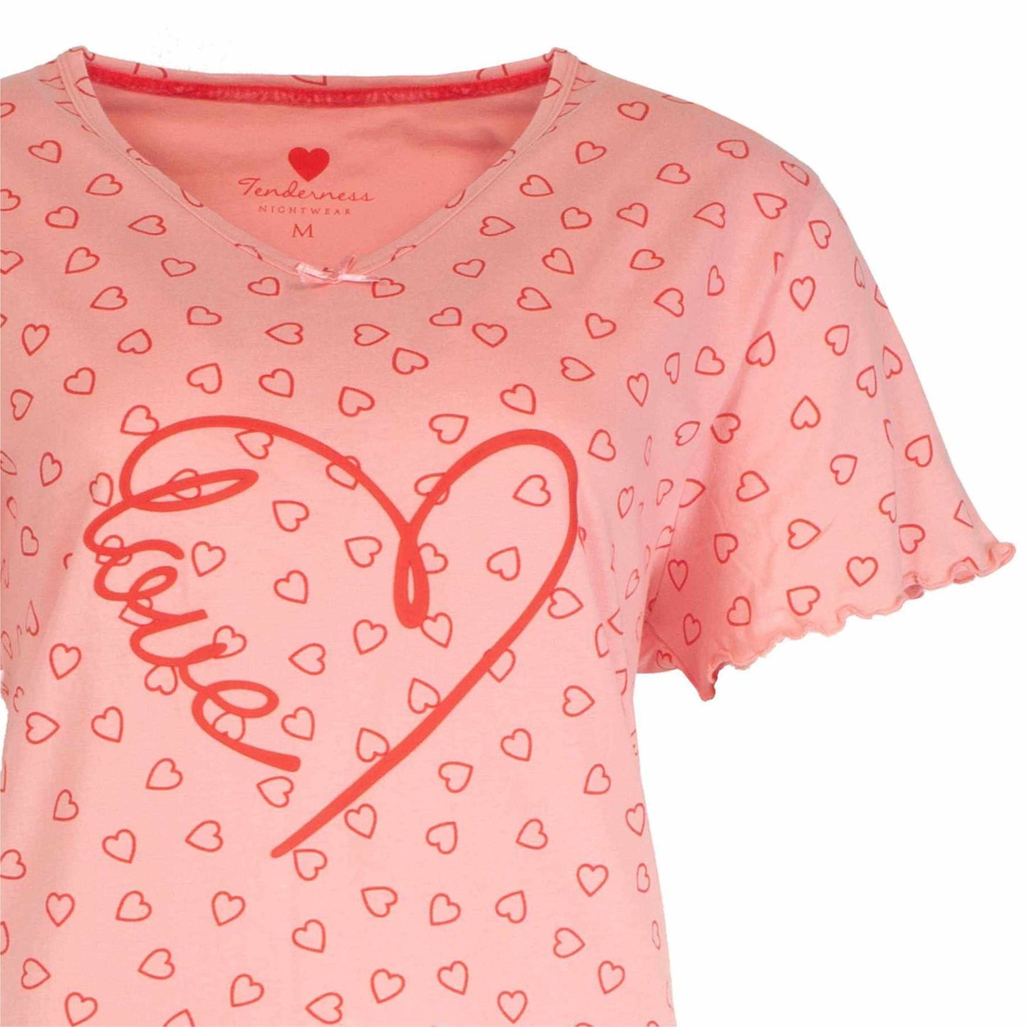 Roze nachthemd met rode hartjesprint en groot hart-logo, korte mouwen met geplooide rand, merk Tenderness