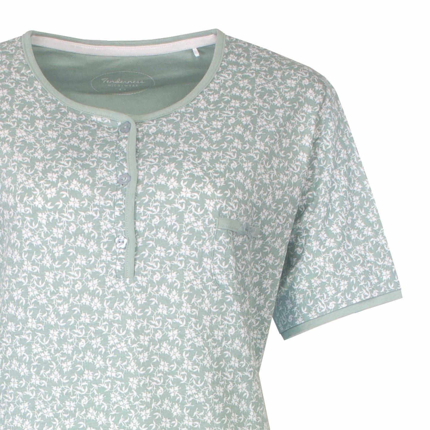 Mintgroen nachthemd met korte mouwen en een delicaat wit bloemenpatroon, voorzien van knoopsluiting