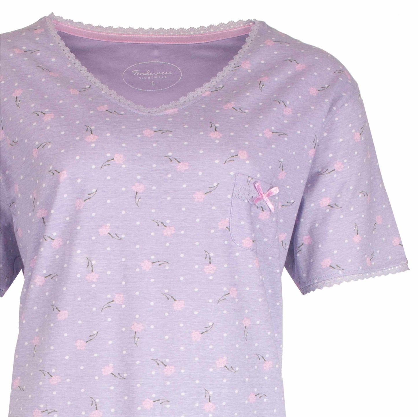 Lila nachthemd met korte mouwen, v-hals, kanten rand, lila met roze bloemen en stippen patroon.