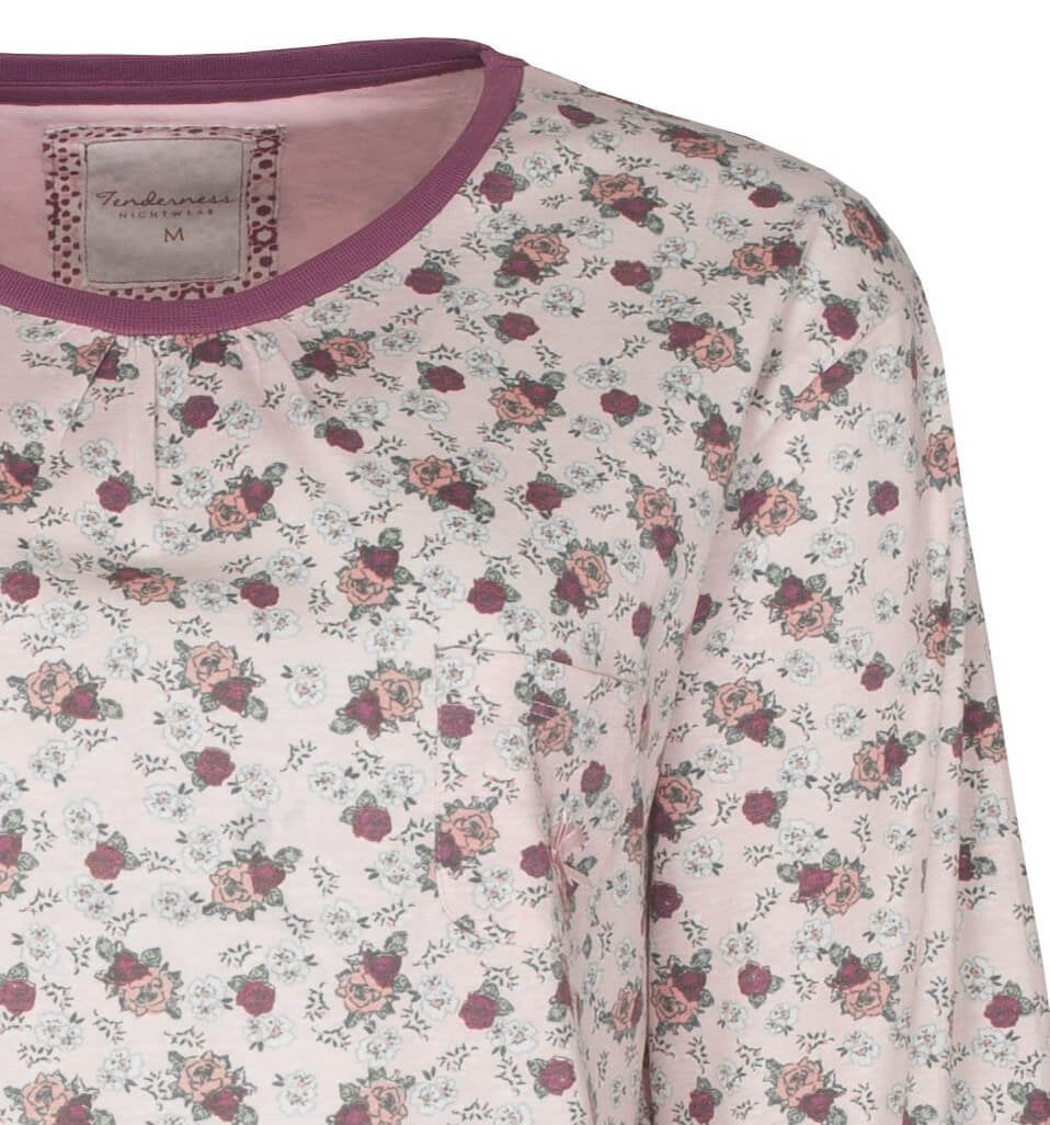 Roze pyjama top met kleine bloemenprint in rood en zalm, paarse halsboord, merk Tenderness, maat M