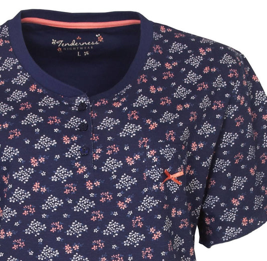 Donkerblauwe shortama met wit en roze bloemenpatroon, korte mouwen en knoopsluiting, merk Tenderness
