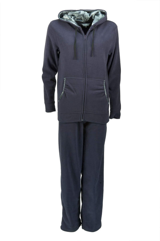 Paars fleece huispak met rits, bestaande uit een hoodie en bijpassende broek, gemaakt van zachte polyester.