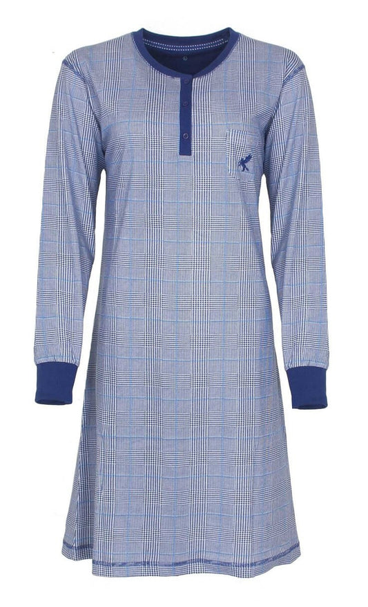 Blauw nachthemd met ruitjespatroon, lange mouwen, polosluiting en klein borstzakje met geborduurd logo.