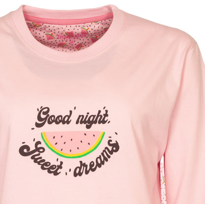 Lichtroze pyjama met 'Good night, sweet dreams' en watermeloen print. Binnenkant heeft roze watermeloenpatroon.