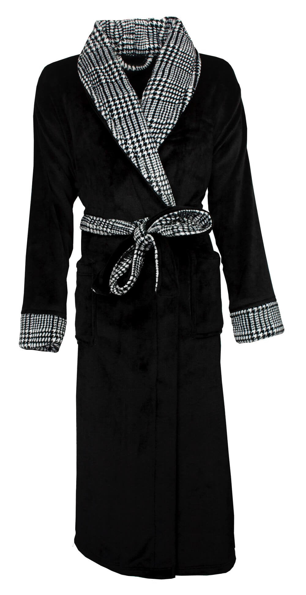 Zwarte fleece damesbadjas met pied-de-poule kraag en manchetten, ceintuur en opgestikte zakken.