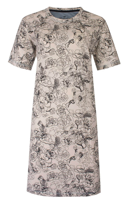 Grijs dames nachthemd met zwarte bloemenprint, korte mouwen en ronde hals, volledige lengte jurk stijl.