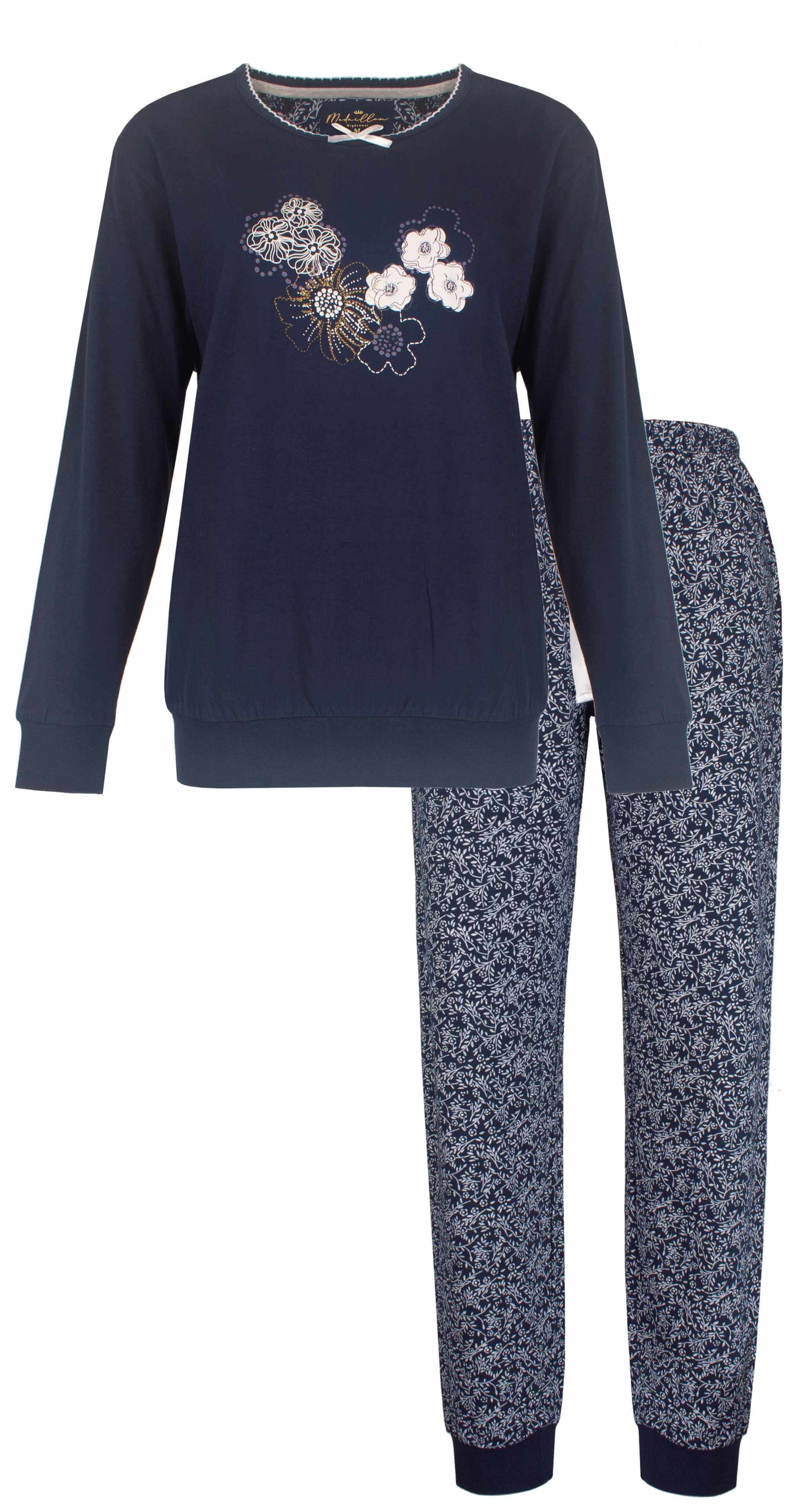 Donkerblauwe dama set: lange mouwen top met bloemenprint en bijpassende broek met klein bloemenpatroon.