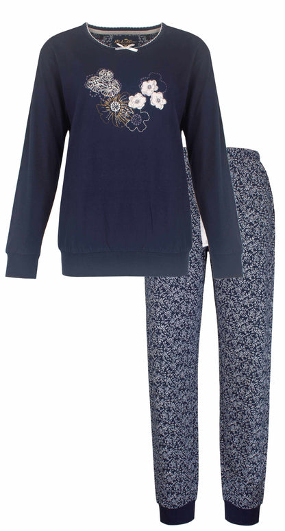 Donkerblauwe dama set: lange mouwen top met bloemenprint en bijpassende broek met klein bloemenpatroon.