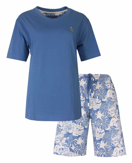 Lichtblauwe dames shortama set met effen T-shirt en bloemenprint shorts met tropische bladeren