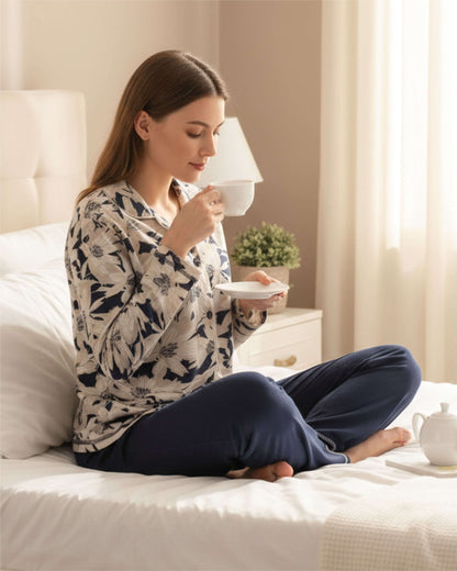 Medaillon Dames Pyjama - Doorknoop - Katoen  - Donker Blauw - achteraanzicht