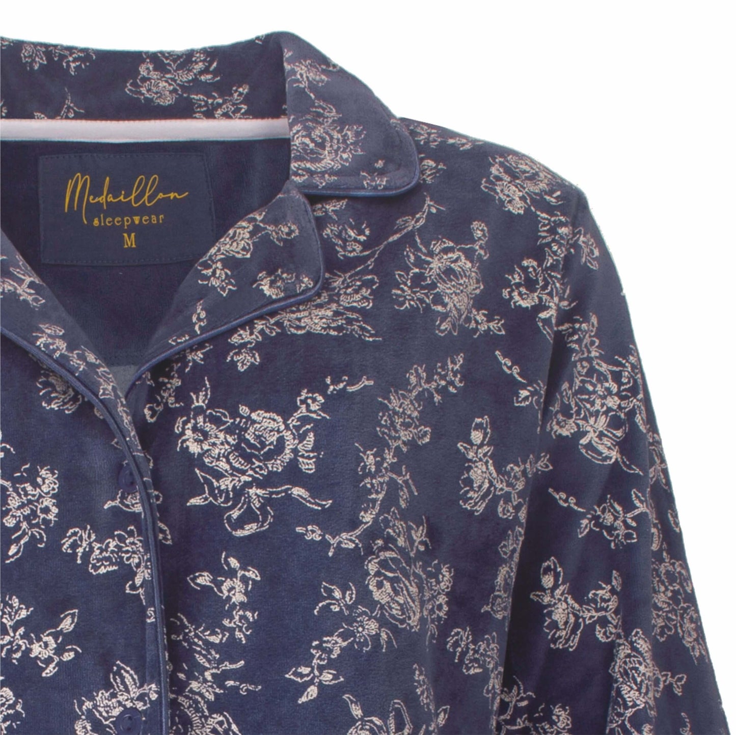 Medaillon dames Doorknoop Pyjama - Velours Pyjama  - Donker Blauw - detail