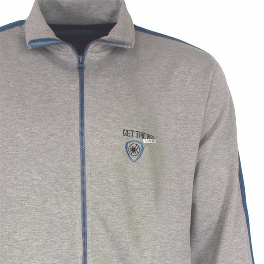 Grijze huispak met rits, sportief design, 'Get the rich' logo op de borst, blauwe accenten op de rits en mouwen.