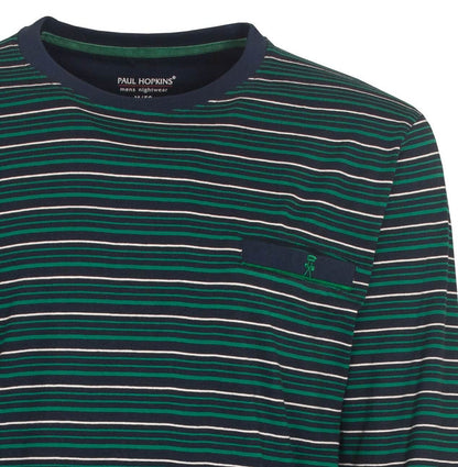 Gestreepte pyjama top in blauw, groen en wit met ronde hals, lange mouwen en borstzakje met geborduurd logo