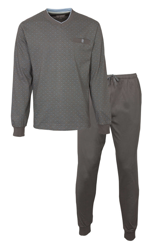 Grijze herenpyjama met V-hals en lange mouwen, gestippeld patroon op shirt, effen broek met elastische band.