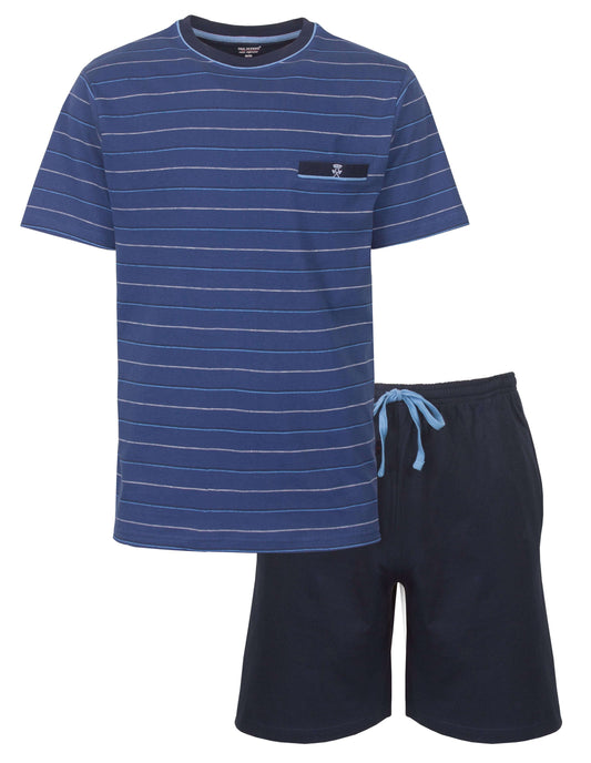Blauwe gestreepte T-shirt en mouwen en donkerblauwe korte broek, beide gemaakt van 100% katoen.