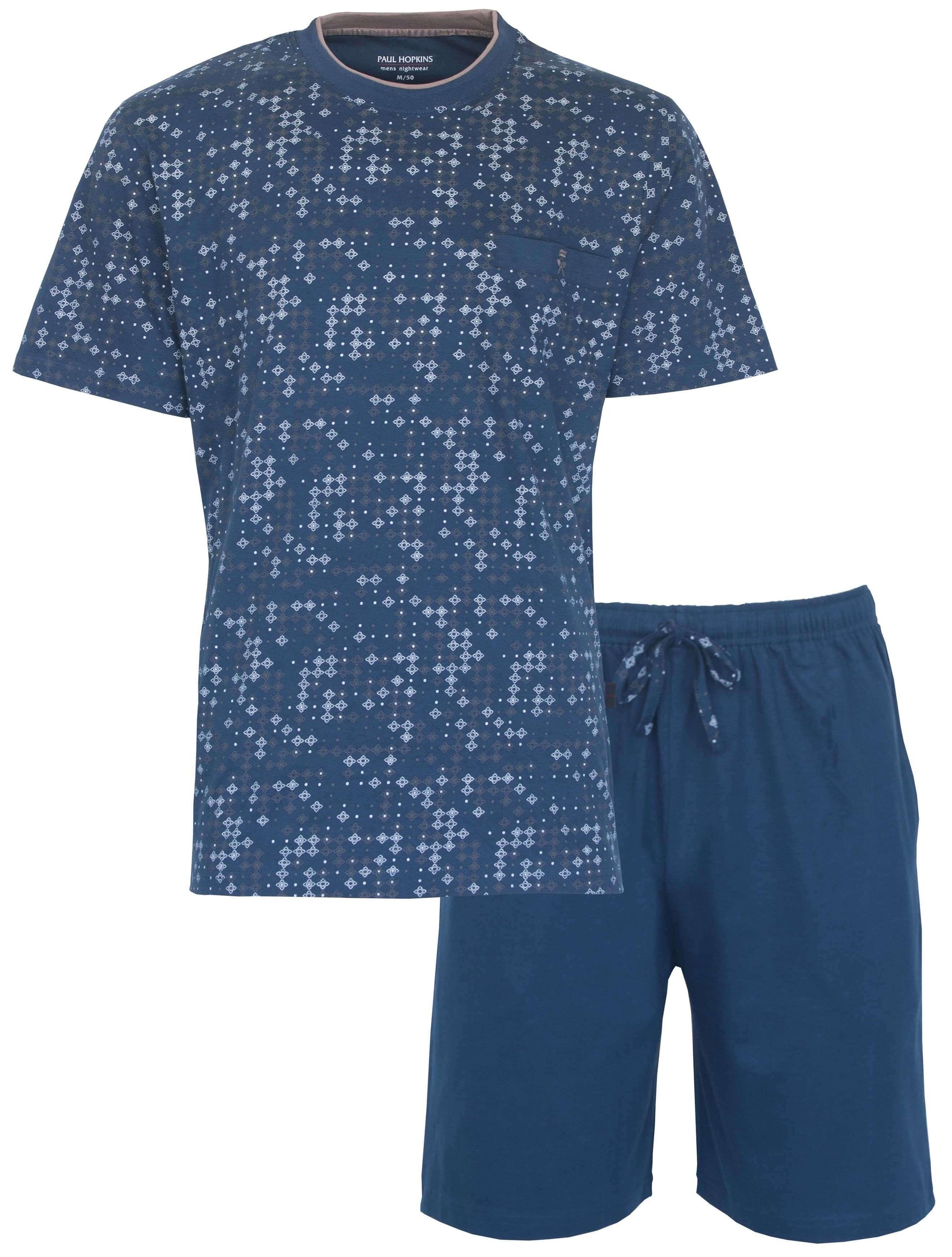 Blauwe heren pyjama set met geometrisch patroon op shirt en effen korte broek met aantrekkoord