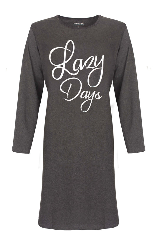 Donkergrijs lang nachthemd met lange mouwen en 'Lazy Days' in witte letters op de voorkant gedrukt.