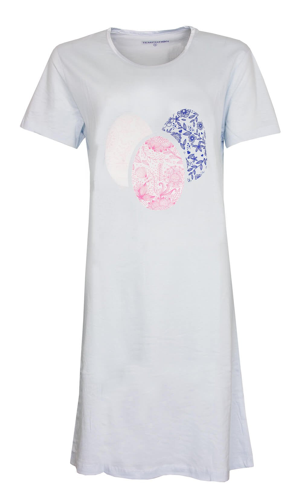Lichtblauw nachthemd met korte mouwen en ronde hals, versierd met roze en blauwe ovale prints op de borst.