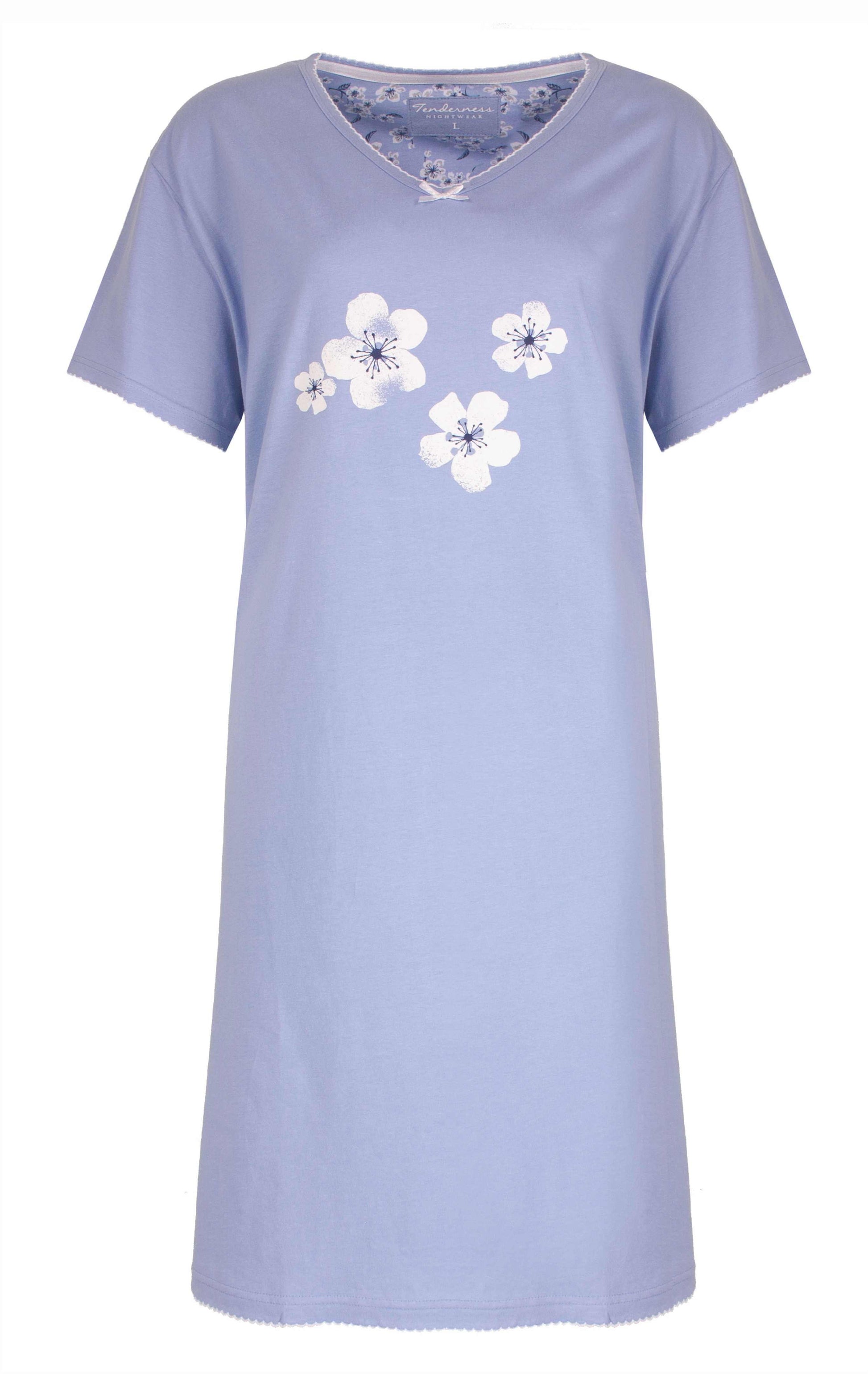 Lichtblauw dames nachthemd met witte bloemenprint, korte mouwen en V-hals, gemaakt van 100% gekamde katoen.
