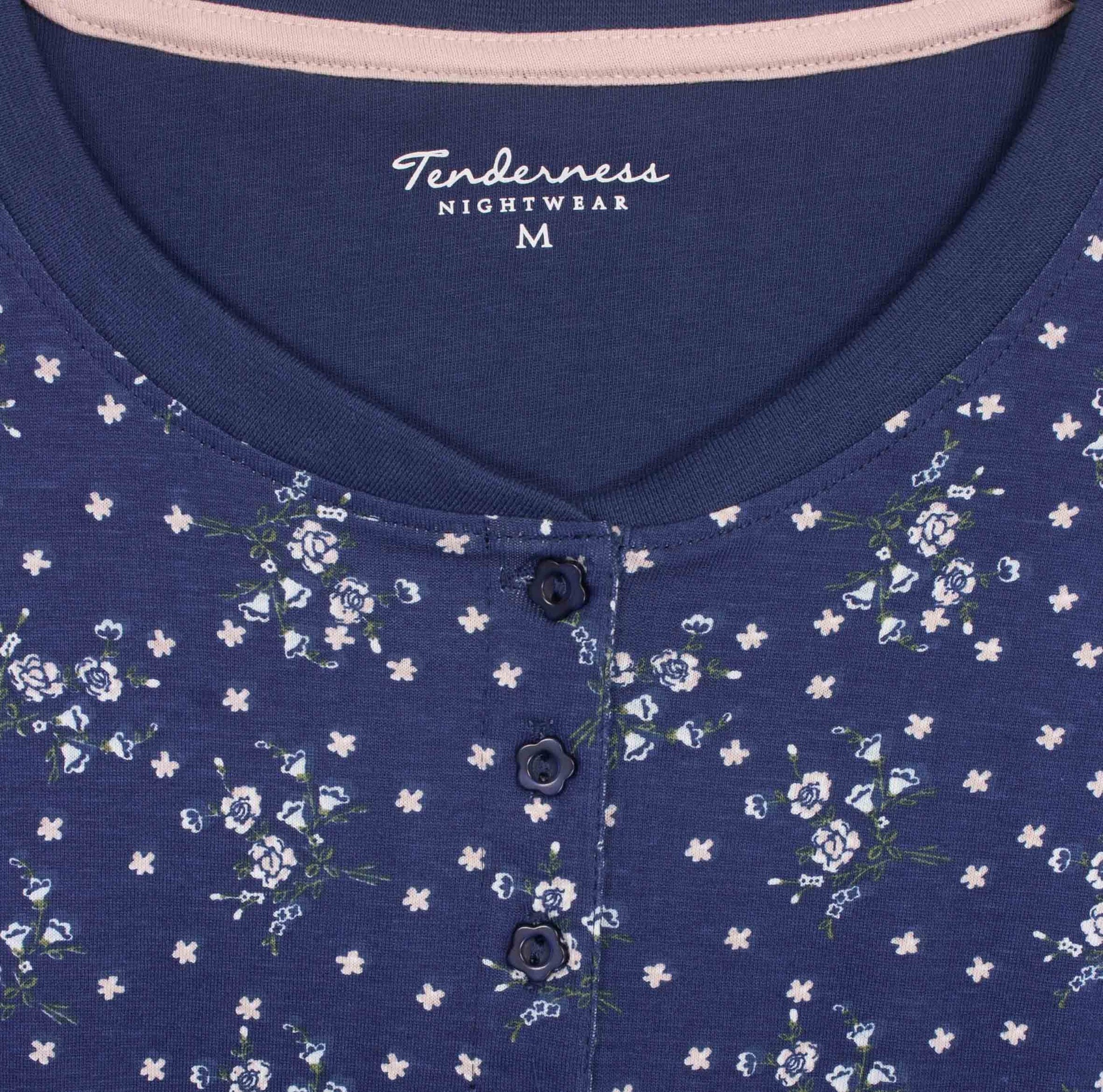 Donkerblauw nachthemd met kleine witte bloemenprint, ronde hals, korte mouwen en knoopsluiting