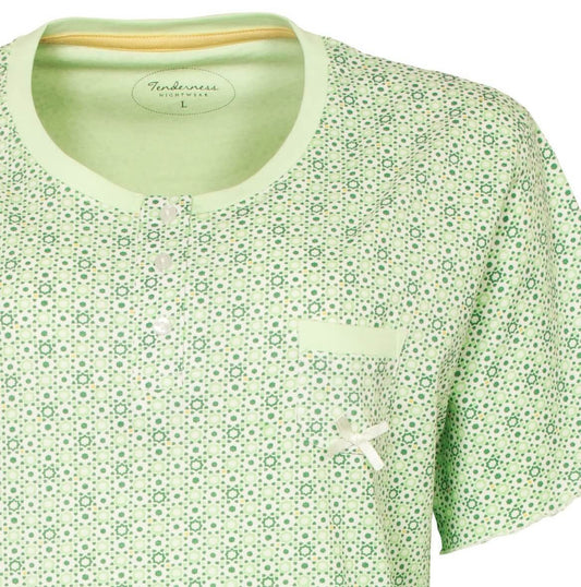 Groen katoenen nachthemd met klein gestippeld patroon, polo-sluiting en korte mouwen van het merk Tenderness.