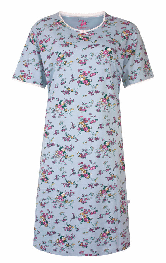 Mintblauw nachthemd met korte mouwen en kleurrijke bloemenprint, ronde hals met wit biesje