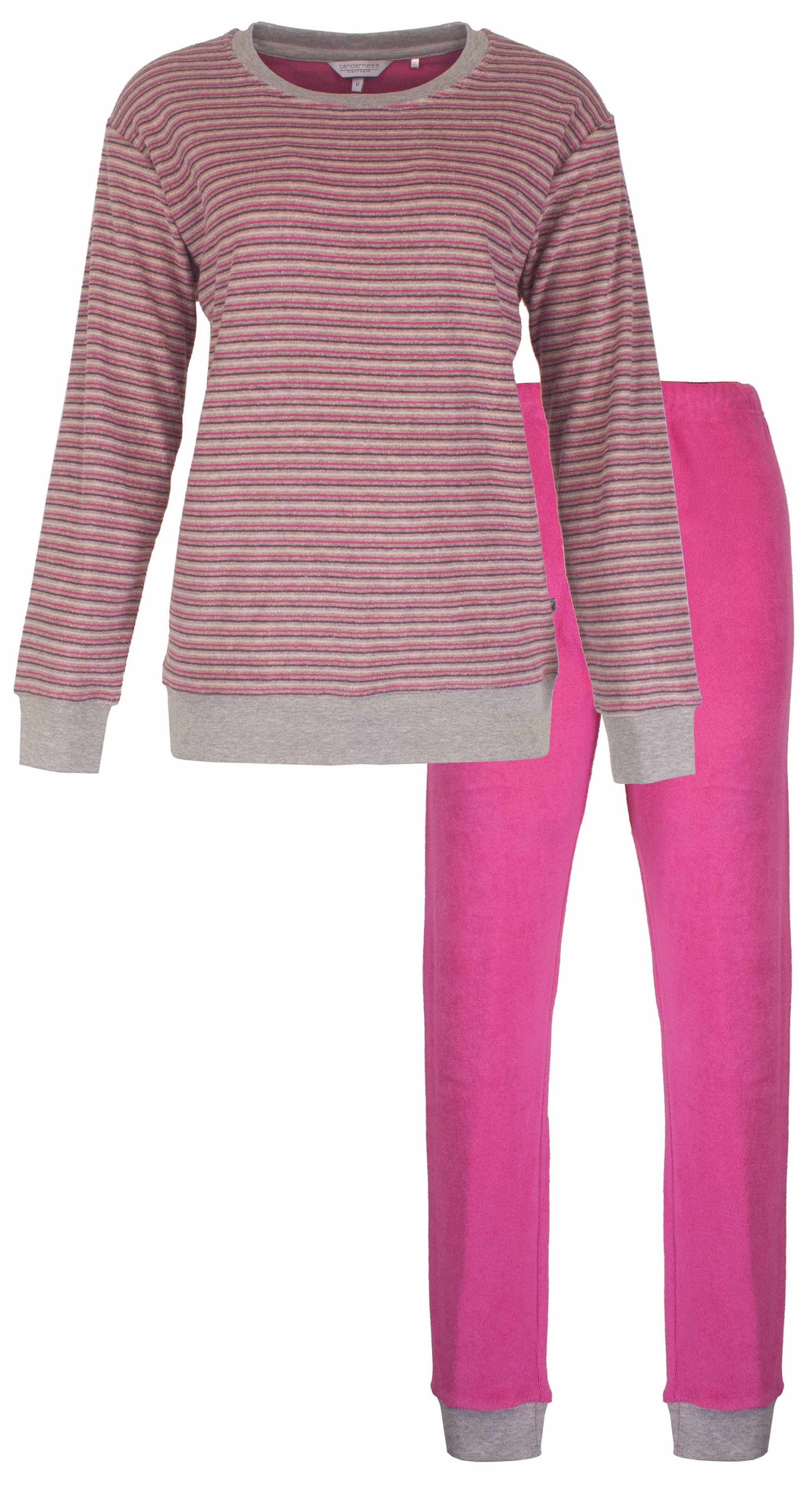 Gestreepte roze pyjama set met lange mouwen en bijpassende effen roze broek, gemaakt van badstof materiaal.