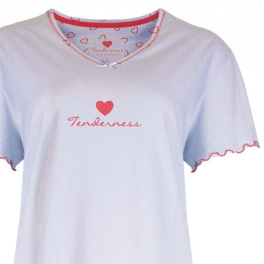 Lichtblauw T-shirt met 'Tenderness' en hartje opdruk, rood afgewerkte hals en mouwen, onderdeel van pyjama set
