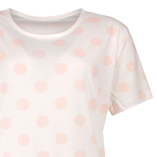 Wit nachthemd met roze stippenpatroon, ronde hals met satijnen bies en korte mouwen.